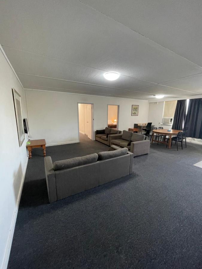 Parkside Inn Motel Melbourne Eksteriør billede